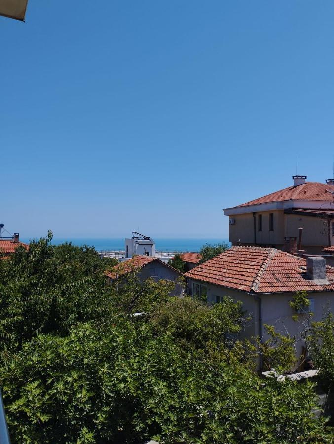 Alfa Guest Rooms With Parking Varna Exterior photo